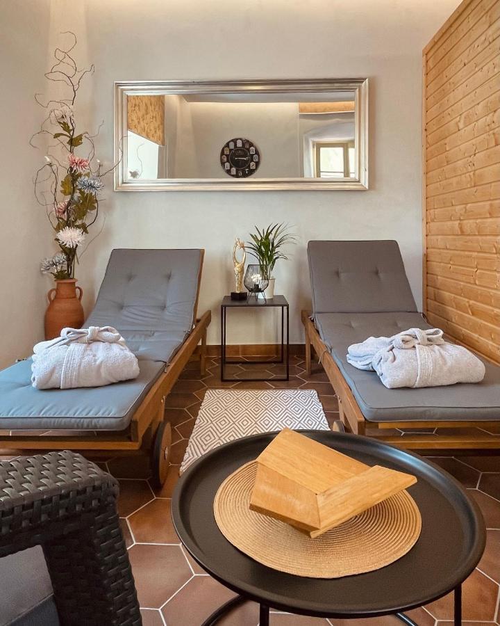 Apartmany Basta & Wellness Сушіце Екстер'єр фото
