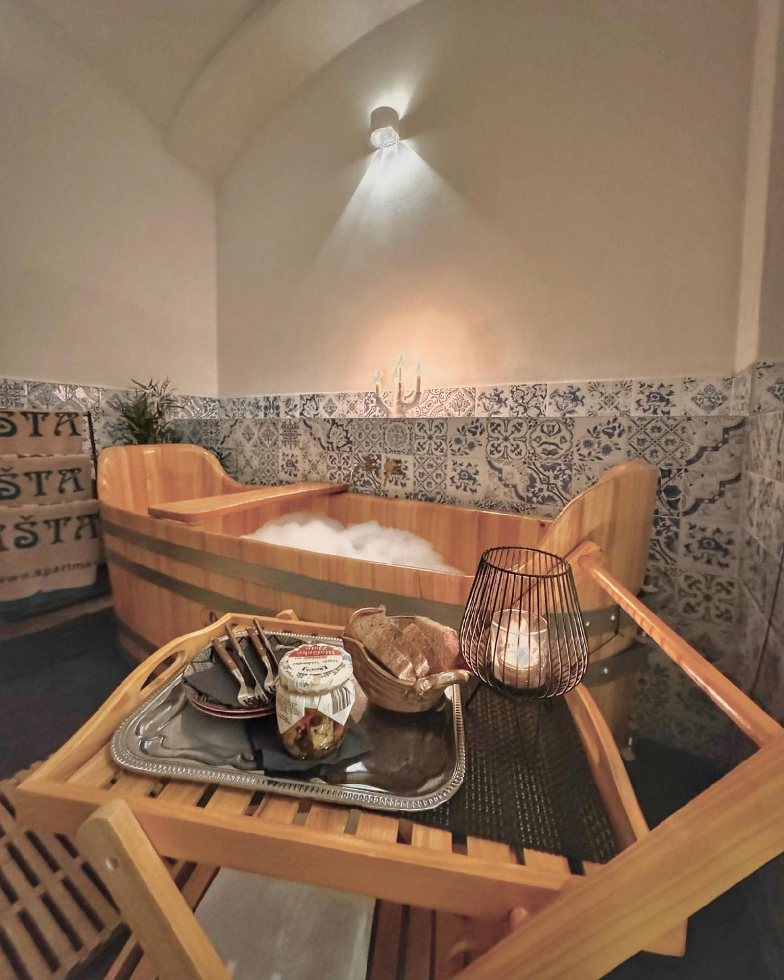 Apartmany Basta & Wellness Сушіце Екстер'єр фото