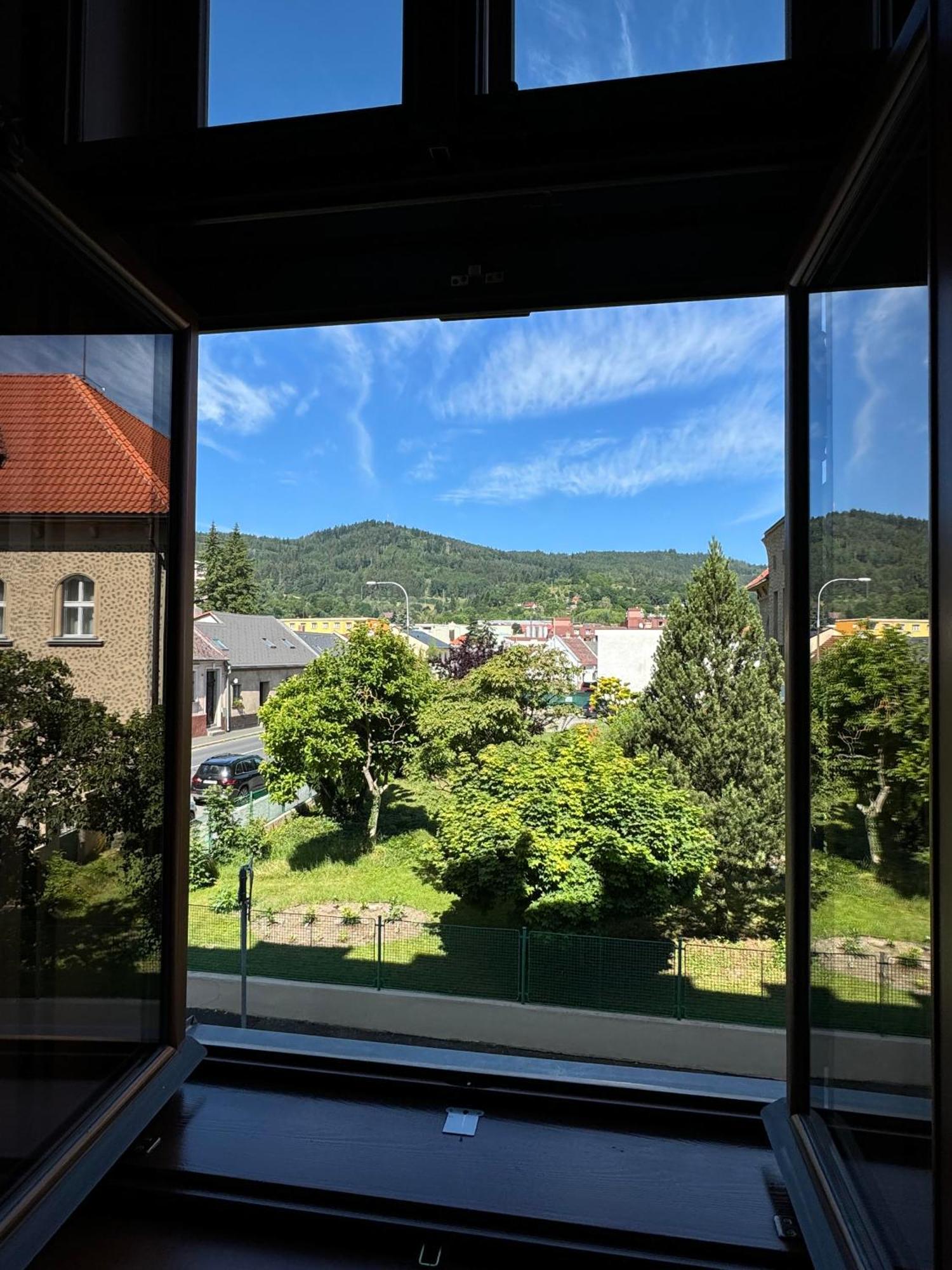 Apartmany Basta & Wellness Сушіце Екстер'єр фото