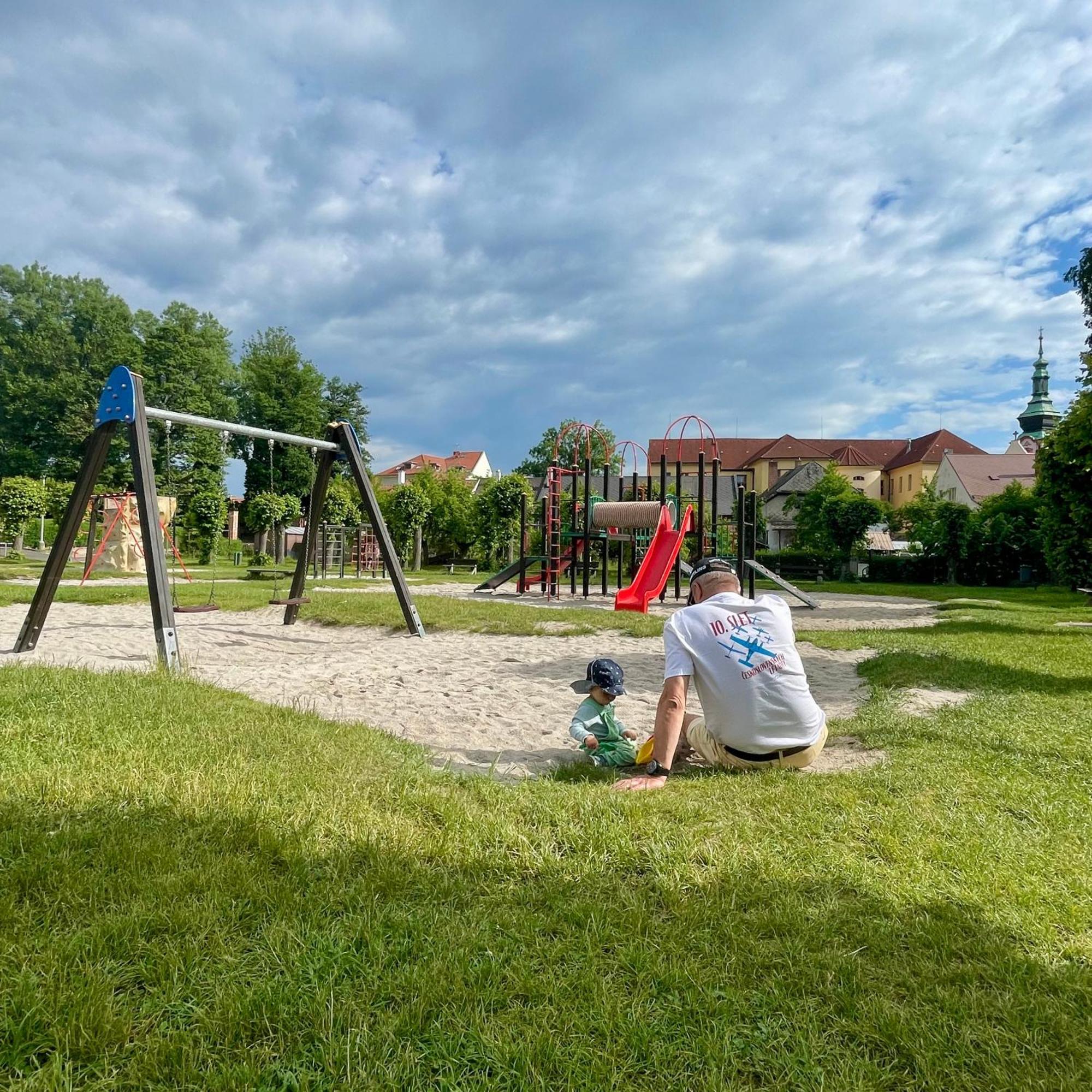Apartmany Basta & Wellness Сушіце Екстер'єр фото