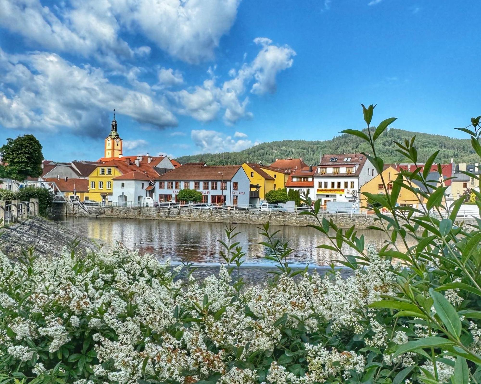 Apartmany Basta & Wellness Сушіце Екстер'єр фото